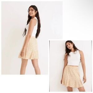 MADEWELL | Pale Yellow Floral Skater Mini Skirt Women’s Size X-Large